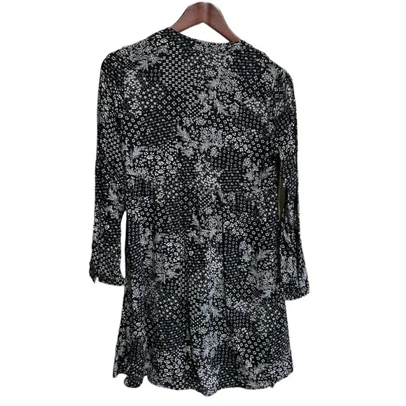 Old Navy pleated swing dress size XS black / white print long sleeves NWT - Picture 3 of 6